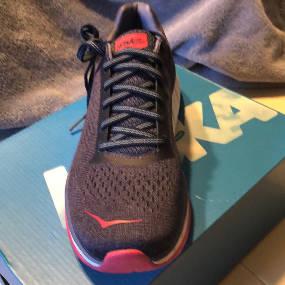 HOKA ONE ONE CAVU running shoes